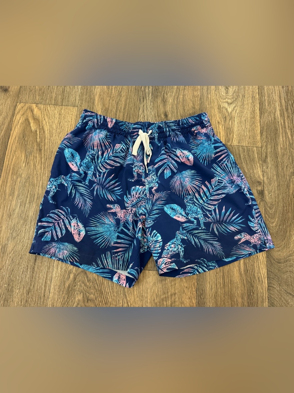 Chubbies The Prehistoric Blues Men’s M 5.5” Inseam Swim Shorts Zip-Pocket Mongo